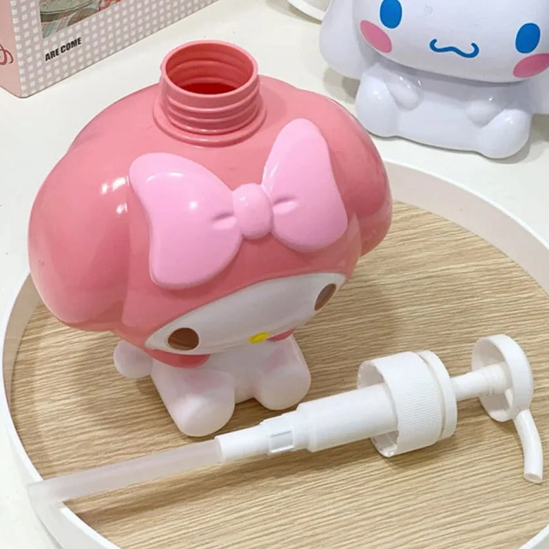 750ML Sanrio Cinnamonroll Kuromi Mymelody Cartoon Shampoo Conditioner Bottle Dispenser Refillable Containers for Liquid Soap